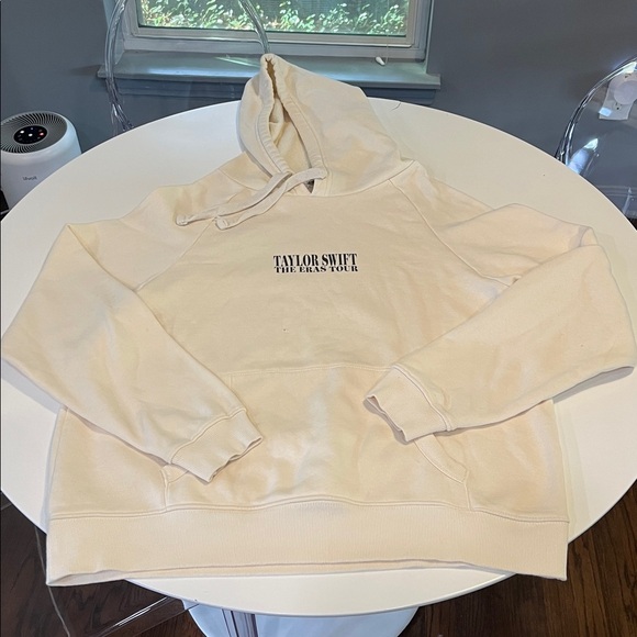 TAYLOR SWIFT | THE ERAS TOUR III BEIGE HOODIE - L - Picture 3 of 5
